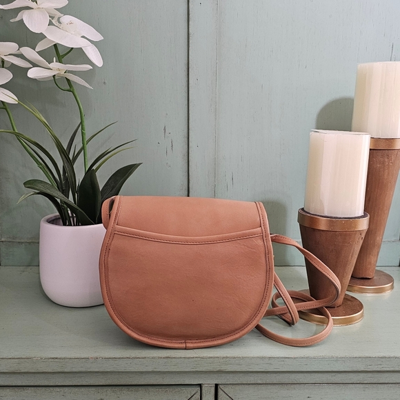 Vintage Coach Casey Crossbody Shoulder Bag #9923 (Camel / Taupe) - Picture 4 of 15